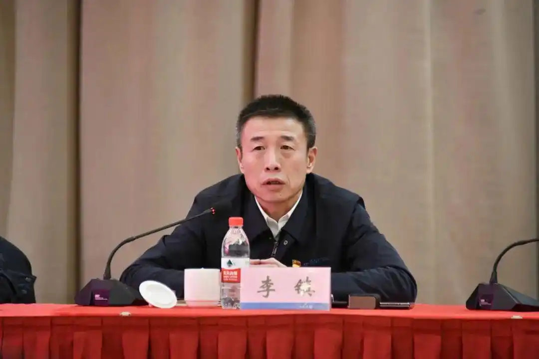 李镇_看图王.web.png
